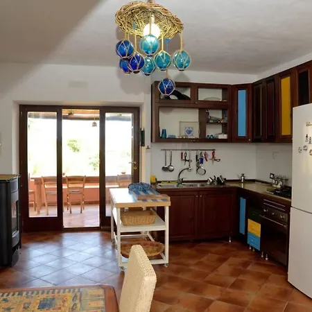 Da Tullia Salina Holiday home *